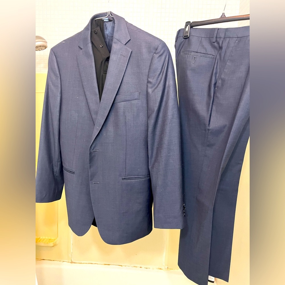 Mark Anthony slim 2 piece suit
